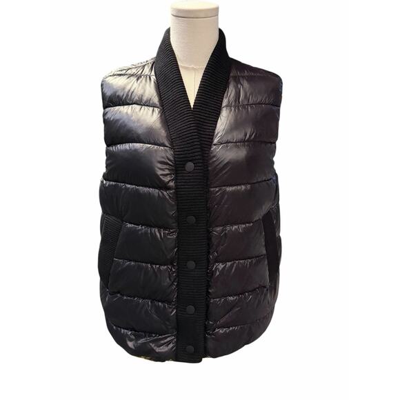 Varley Colwyn Puffer Vest - Picture 5 of 12